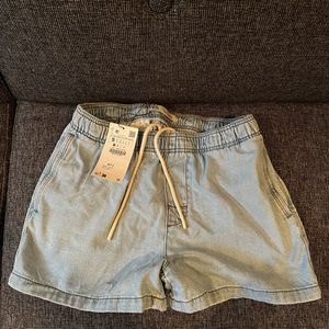New with tags Zara men’s soft denim shorts